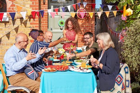 The Big Lunch .